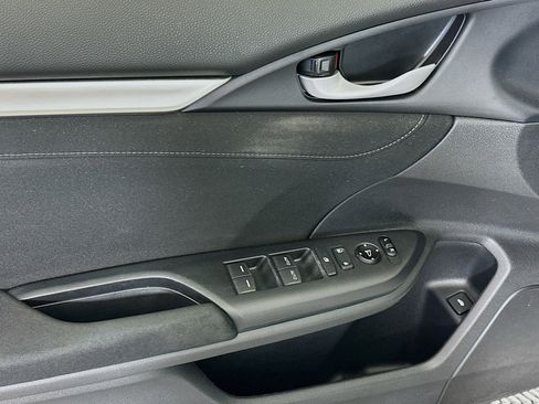 Used 2019 Honda Civic EX image 15