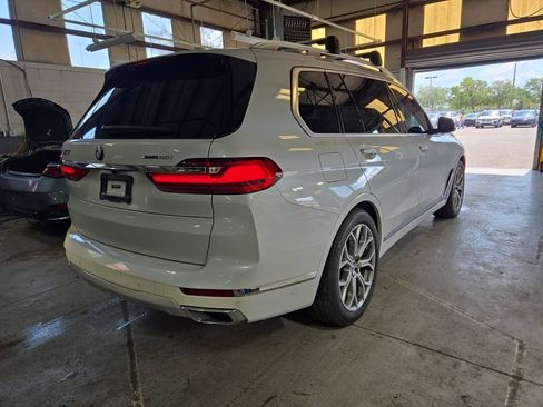 Used 2020 BMW X7 xDrive40i w/ Premium Package AWD/4WD image 4