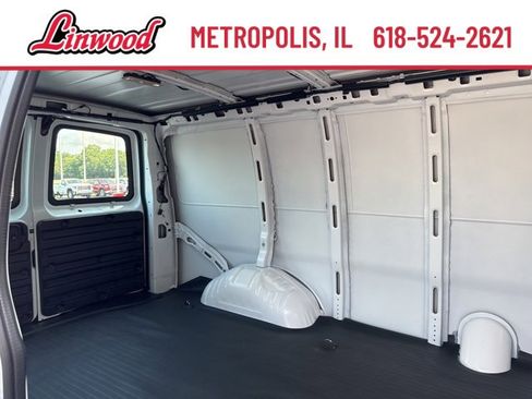 New 2025 GMC Savana 2500 w/ Driver Convenience Package image 12