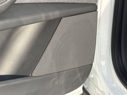 Used 2023 Tesla Model X Plaid image 25