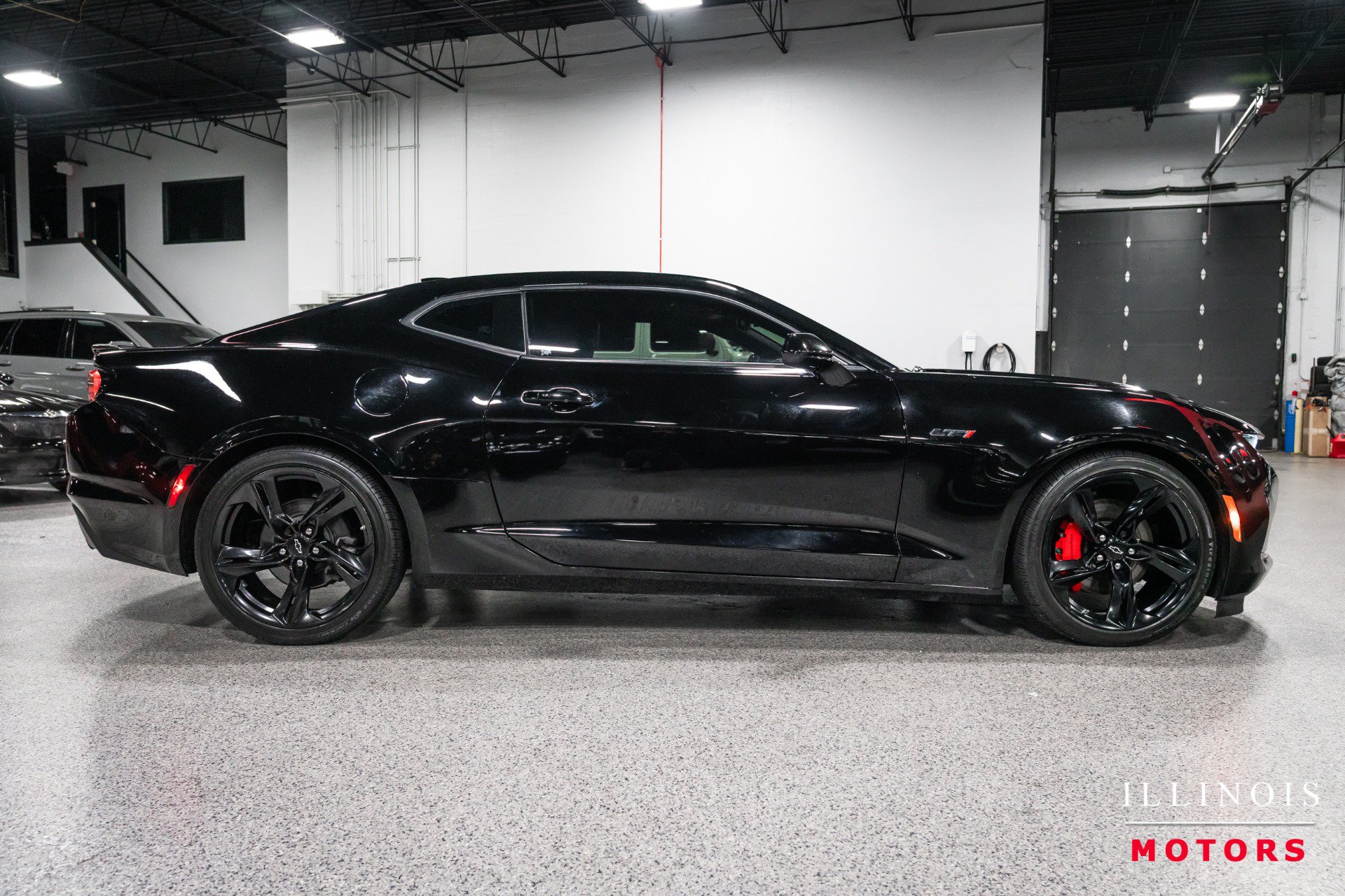 Used 2022 Chevrolet Camaro LT w/ RS Package RWD image 6
