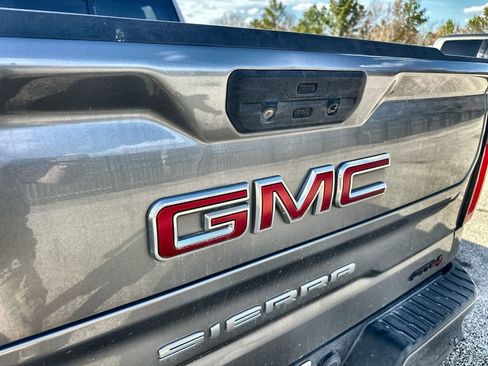 Used 2021 GMC Sierra 1500 AT4 w/ AT4 Premium Package image 8