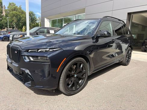 Used 2025 BMW X7 M60i AWD/4WD image 1