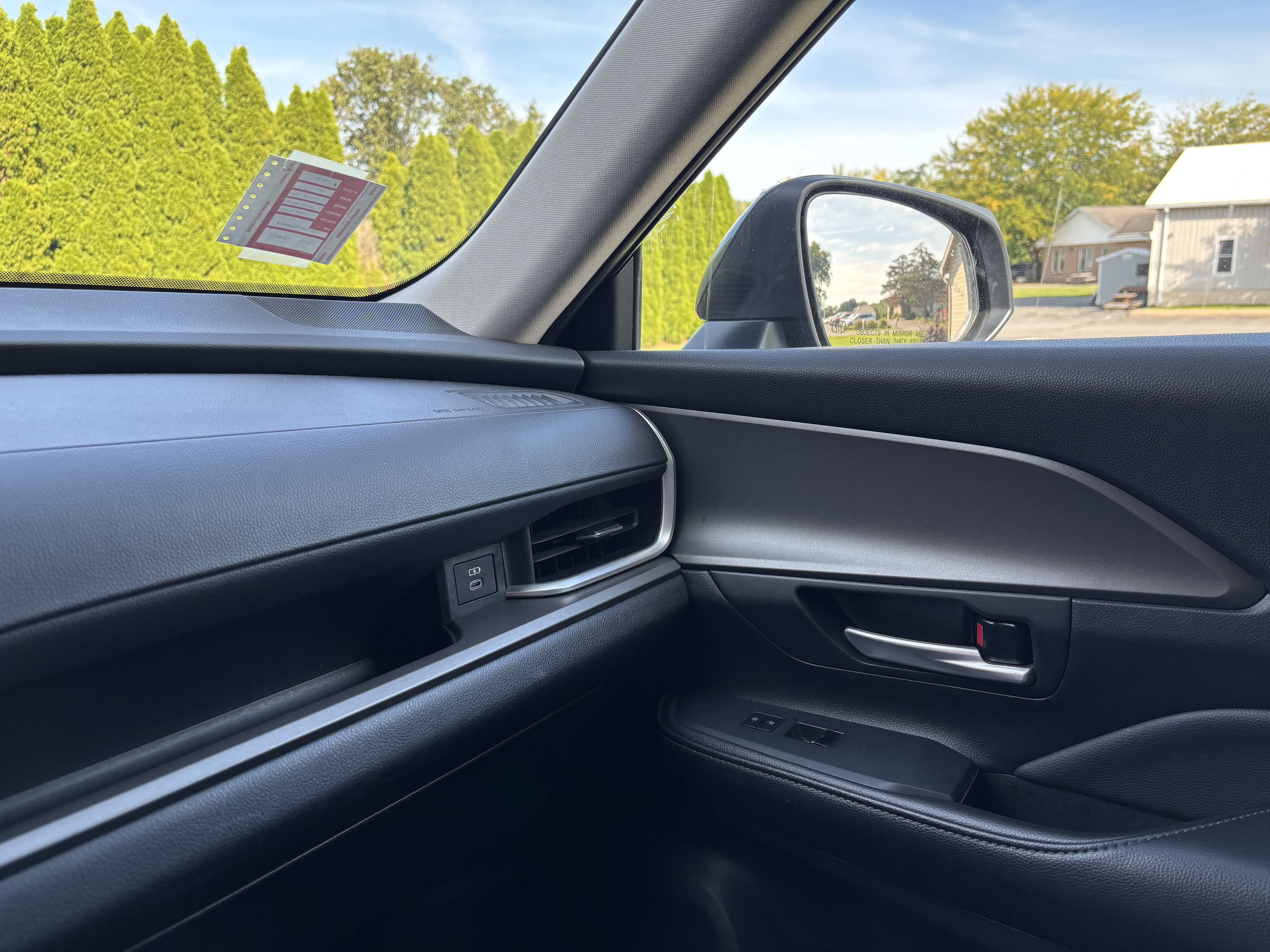 Used 2025 Toyota Grand Highlander AWD image 24