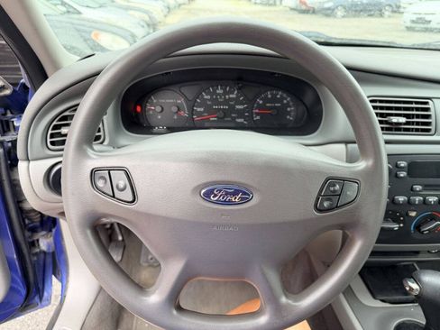 Used 2003 Ford Taurus SE FWD image 9