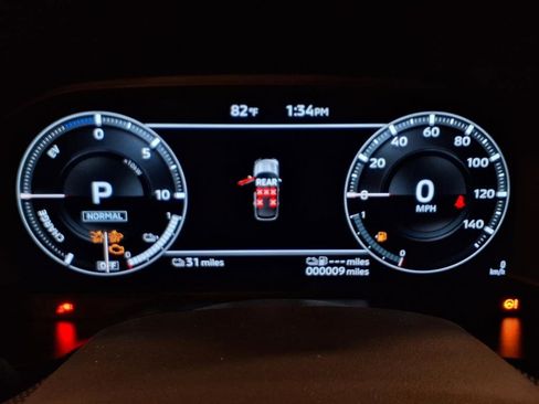 New 2025 Mitsubishi Outlander ES image 10