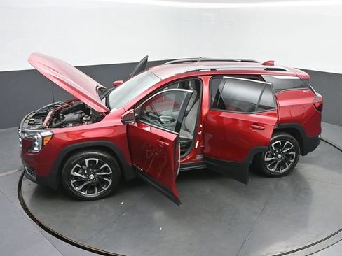 Used 2023 GMC Terrain SLT w/ LPO, Floor Liner Package FWD image 61