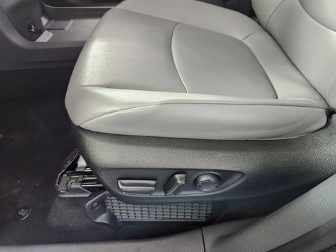 Used 2024 Toyota Sienna XLE image 13