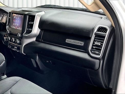 Used 2020 RAM 1500 Big Horn AWD/4WD image 27