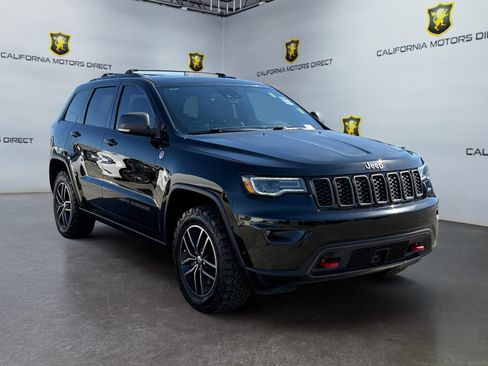Used 2018 Jeep Grand Cherokee Trailhawk w/ Trailhawk Luxury Group AWD/4WD image 7
