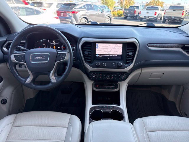 Used 2021 GMC Acadia Denali w/ Denali Ultimate Package AWD/4WD image 17