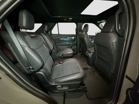 New 2026 Ford Explorer Tremor w/ Tremor Ultimate Package AWD/4WD image 36