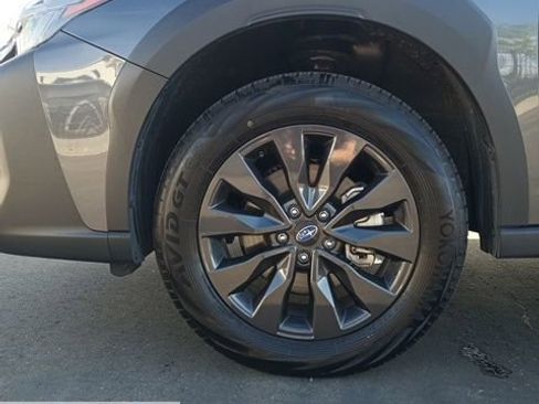 Certified 2025 Subaru Outback Onyx Edition AWD/4WD image 19