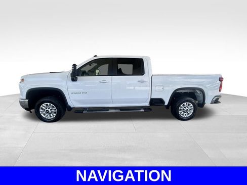 Used 2024 Chevrolet Silverado 2500 LT image 7
