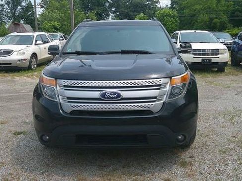 Used 2013 Ford Explorer XLT FWD image 6