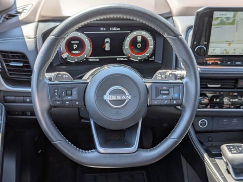Used 2023 Nissan Rogue Platinum w/ Platinum Premium Package AWD/4WD image 32