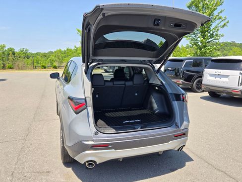 Used 2025 Acura ADX FWD image 18