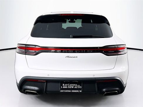 New 2026 Porsche Macan Base image 10
