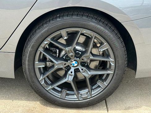 Certified 2025 BMW 330i xDrive Sedan w/ Premium Package AWD/4WD image 31