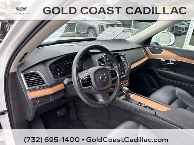 Used 2021 Volvo XC90 T6 Momentum w/ Climate Package AWD/4WD image 19