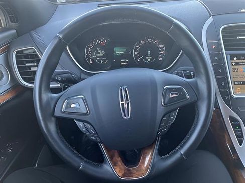 Used 2016 Lincoln MKX Reserve w/ Luxury Package image 14