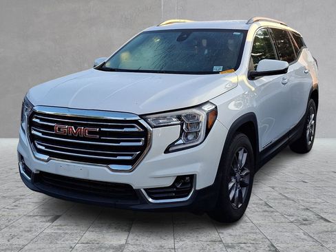 Used 2022 GMC Terrain SLT AWD/4WD image 1