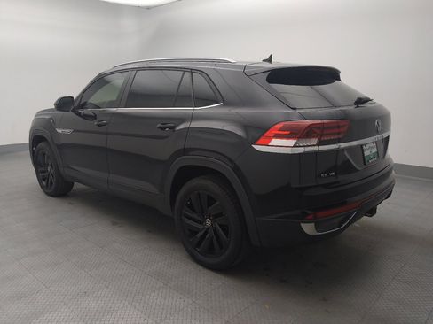 Used 2022 Volkswagen Atlas Cross Sport SE w/ Panoramic Sunroof Package FWD image 5