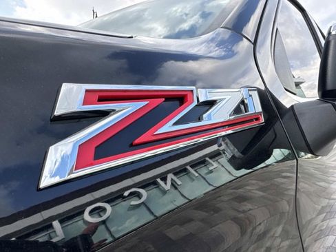 Used 2022 Chevrolet Silverado 1500 LTZ w/ LTZ Premium Package image 9