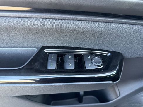 Used 2025 Honda Prologue EX image 25