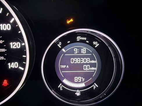 Used 2019 Honda HR-V Sport image 9