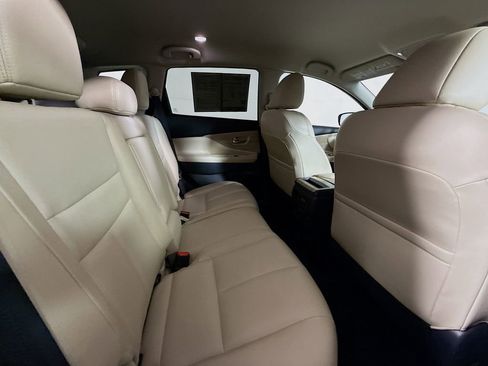 Used 2023 Nissan Murano SV image 26