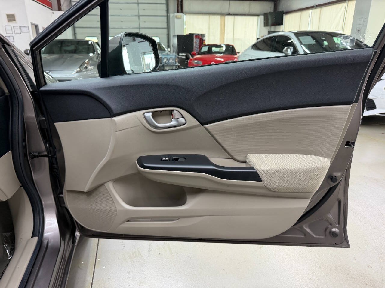 Used 2012 Honda Civic LX image 16