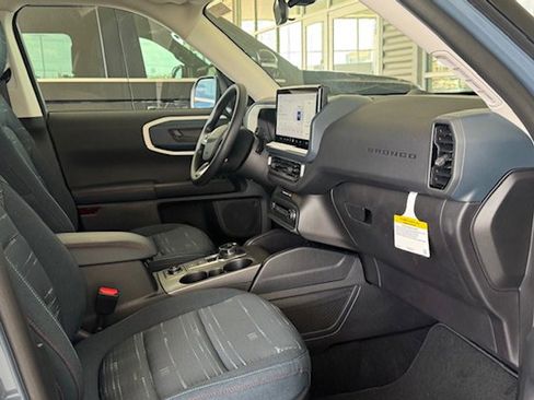 New 2025 Ford Bronco Sport Heritage image 9