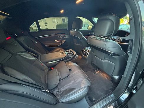 Used 2018 Mercedes-Benz S 560 4MATIC Sedan image 41