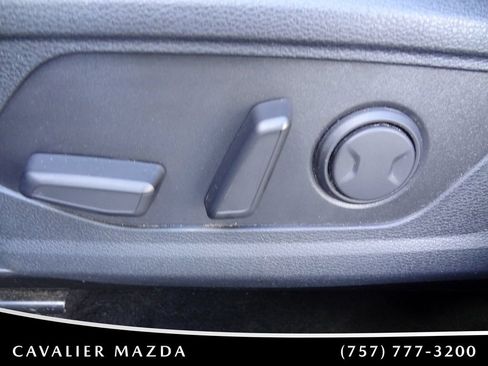 Used 2025 Kia Sportage EX AWD/4WD image 11