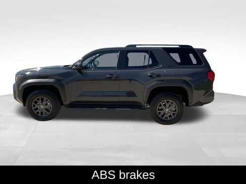 Used 2025 Toyota 4Runner SR5 image 6