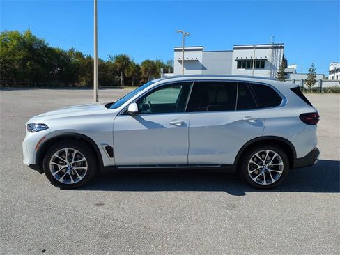 Used 2025 BMW X5 sDrive40i image 7