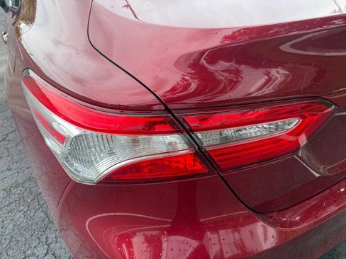 Used 2019 Toyota Camry LE FWD image 18