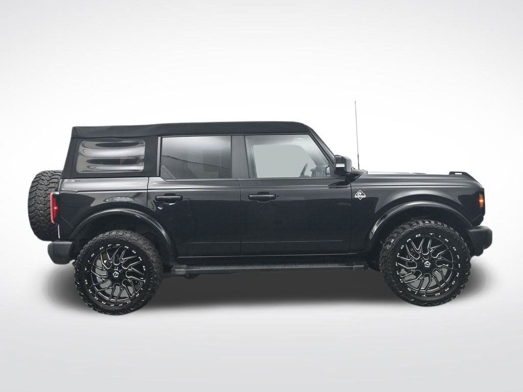 Used 2024 Ford Bronco Outer Banks AWD/4WD image 4