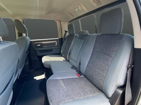 Used 2019 RAM 1500 Big Horn AWD/4WD image 22
