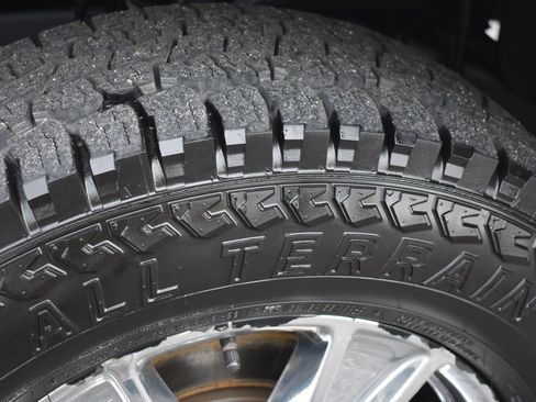 Used 2017 Ford F150 XLT w/ Equipment Group 301A Mid image 26