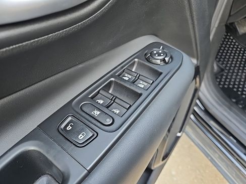 Used 2023 Jeep Renegade Altitude w/ Sun/Sound Group image 33