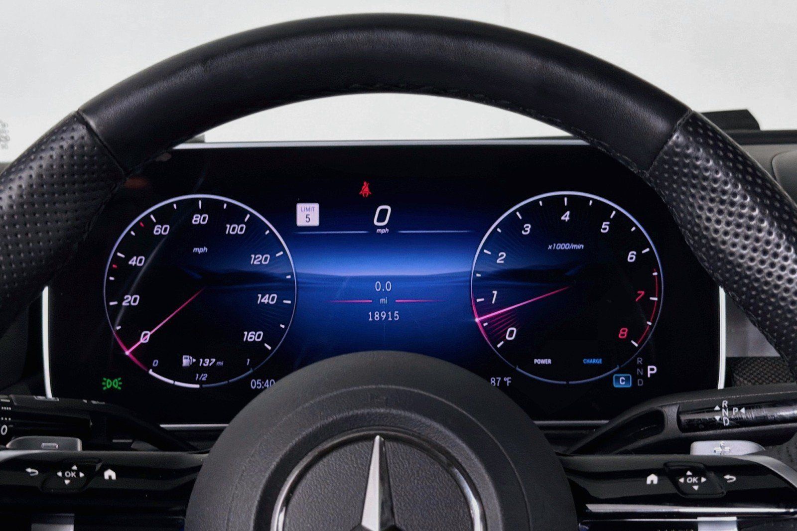 Used 2025 Mercedes-Benz CLE 300 4MATIC Coupe image 19