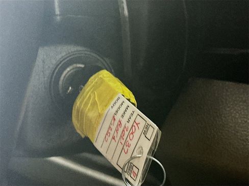 Used 2021 Ford F250 XL w/ Power Equipment Group image 26