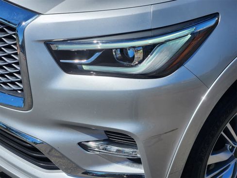 Used 2019 INFINITI QX80 Luxe image 7