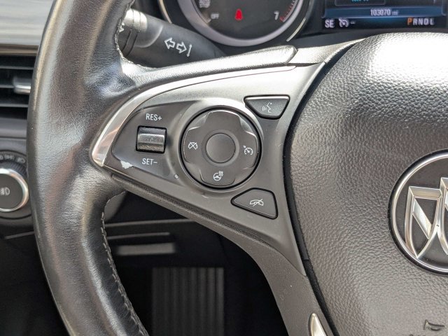 Used 2020 Buick Envision Essence FWD image 26