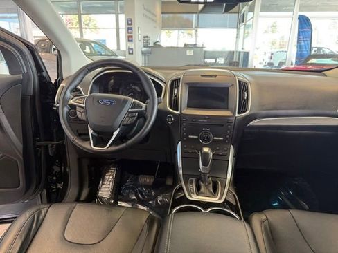 Used 2016 Ford Edge Titanium w/ Equipment Group 302A image 27