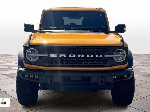 Certified 2022 Ford Bronco Wildtrak image 3