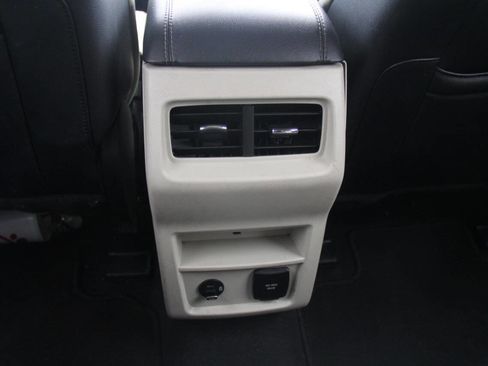 Certified 2022 Ford Edge Titanium image 14