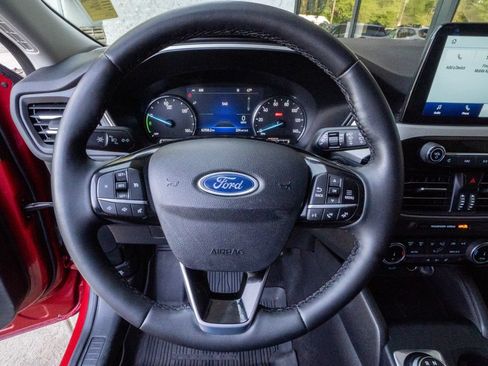 Used 2022 Ford Escape SEL AWD/4WD image 12